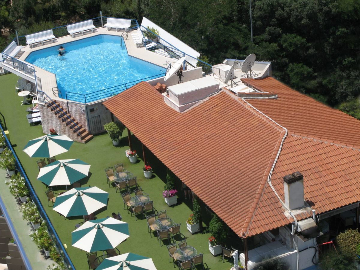 Otel Emmantina